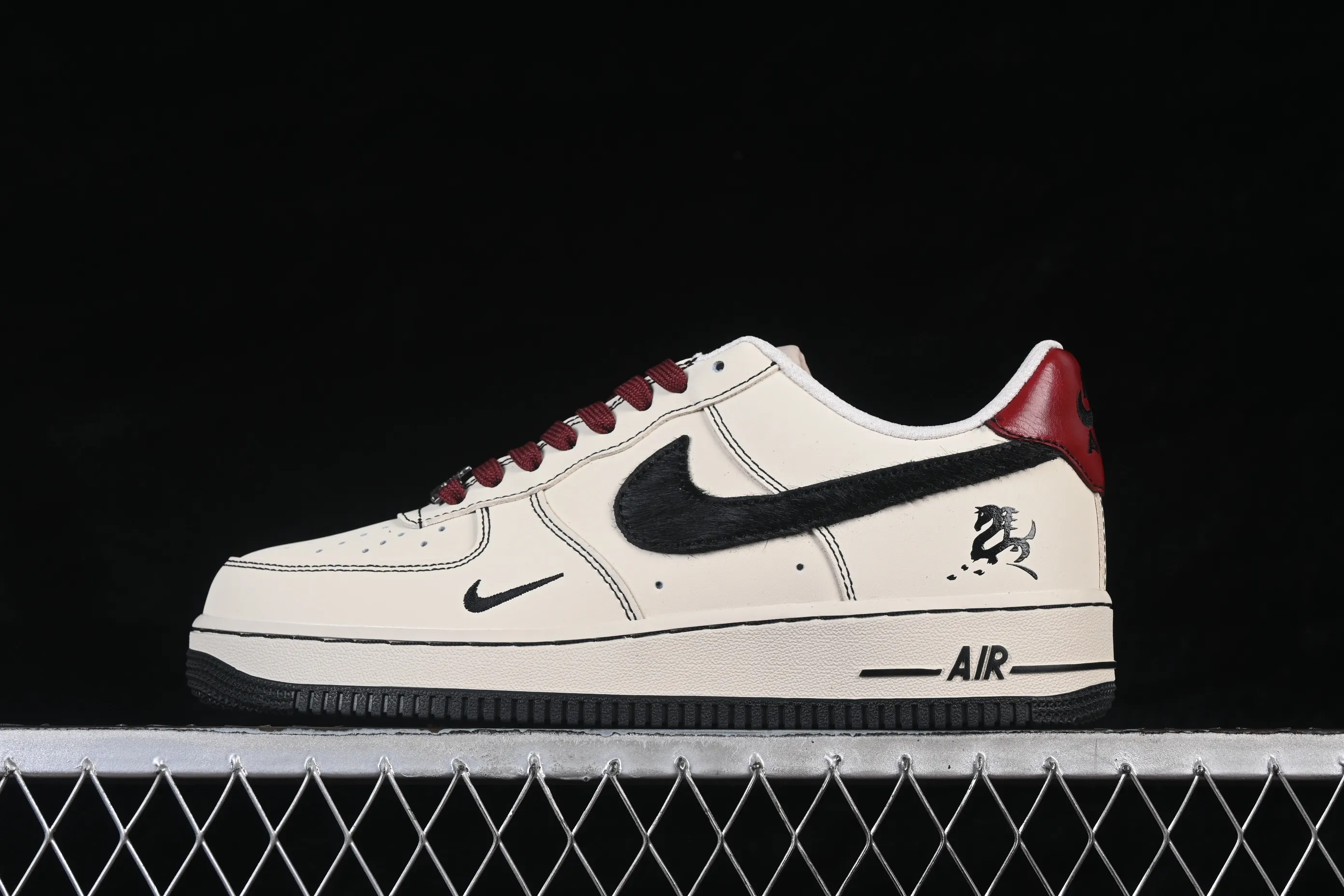 All categories Nk Air Force 1 Air Force series Nk Air Force 1 Low Air Force low-top Nike Air Force 1'07 Low Year of the Horse limited rice porcelain Yingmo Air Force 1 low-top casual sneakers IB4607-171
